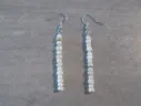 Artisanat - Boucle oreille droite perles nacre