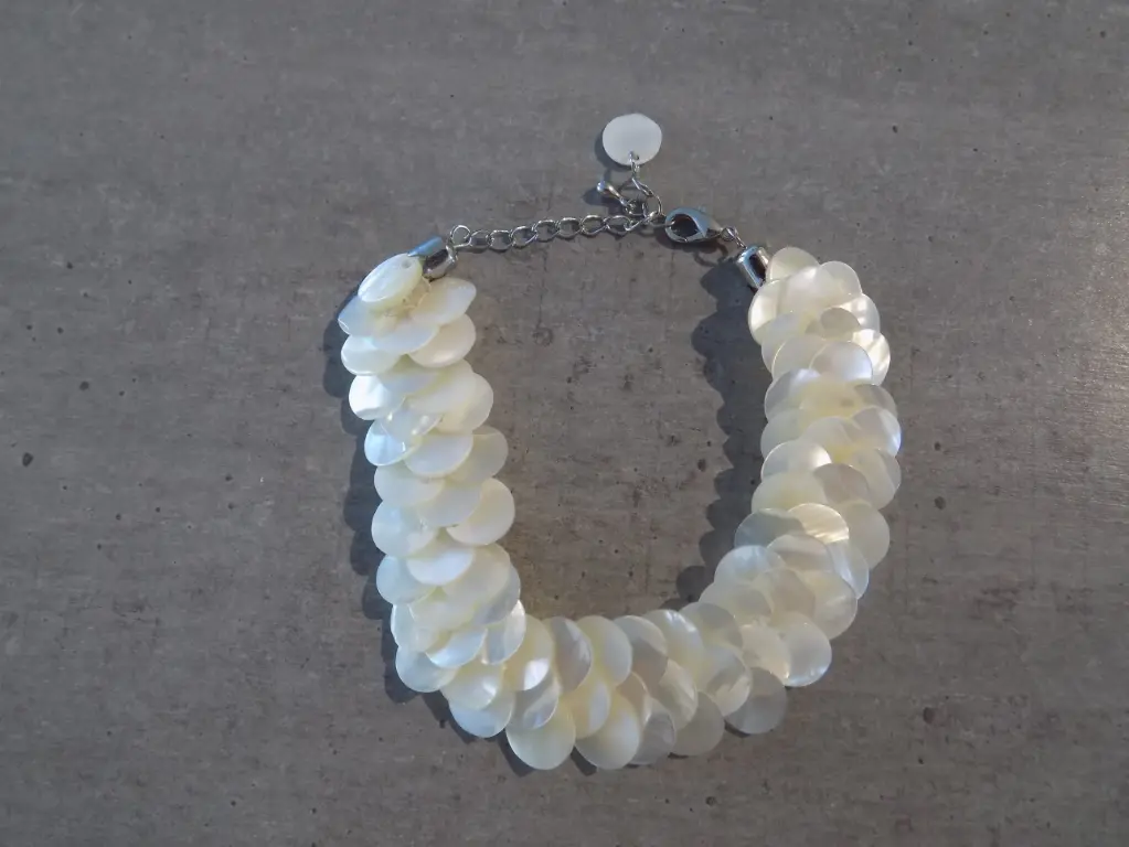 Artisanat - bracelets ronds nacre blanc