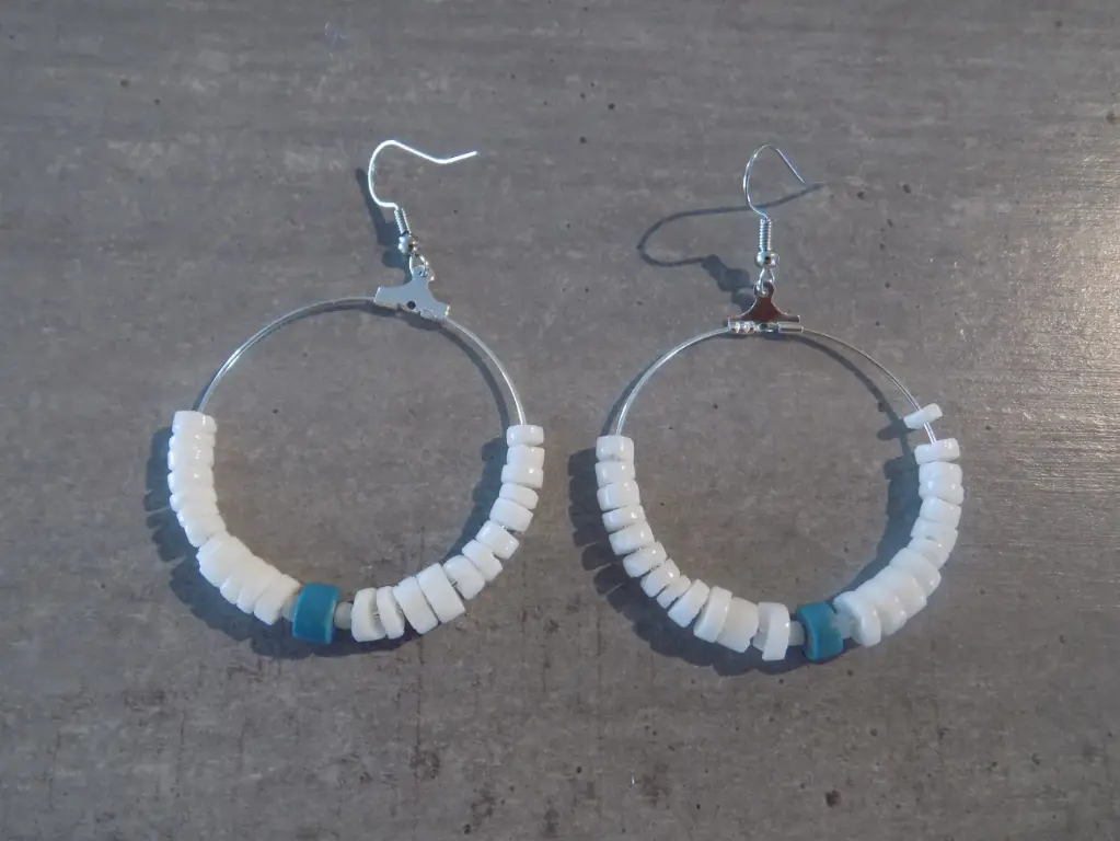 Artisanat - Boucle oreille créole nacre coquille