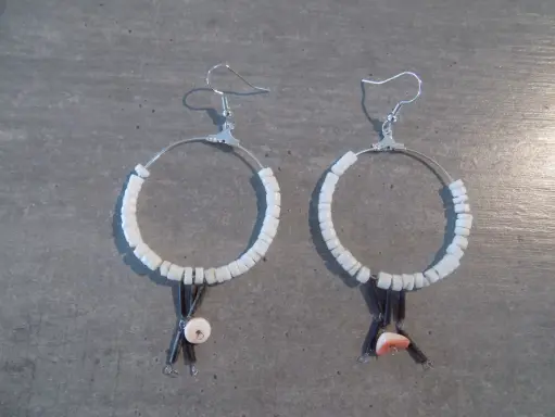 Artisanat - Boucle oreille créole nacre corail